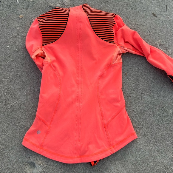 Lululemon fuchsia striped casual define jacket - Picture 5 of 5